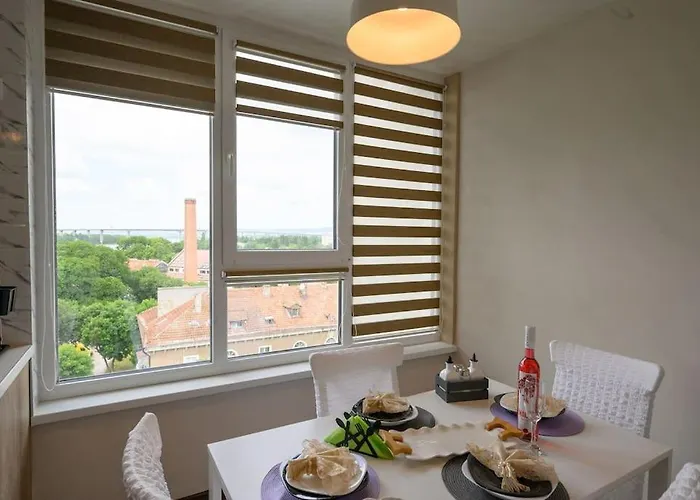 Sunset Luxury * וארנה